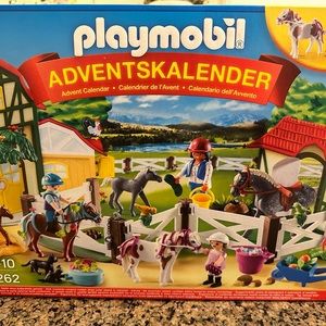 PLAYMOBIL 9262 Advent Calendar - Horse Farm  Christmas  New in Box